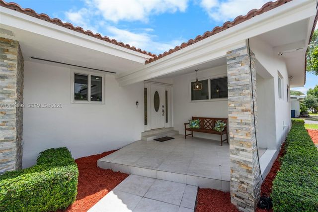 12425 SW 91st Ave, Miami, FL 33176