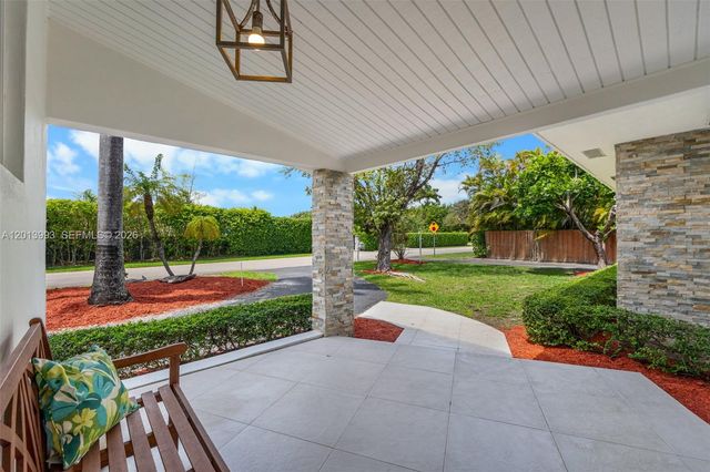 12425 SW 91st Ave, Miami, FL 33176
