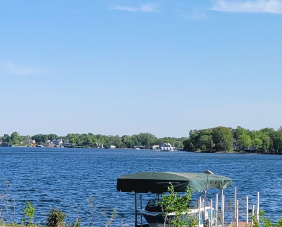 3114 Brooks Lane, Minnetonka Beach, MN 55391