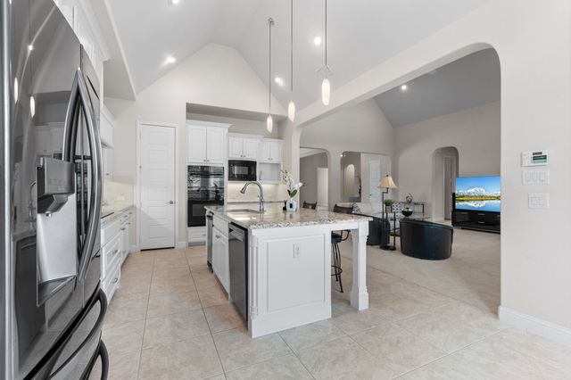 1095 Jennala Drive, Frisco, TX 75036