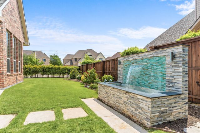 1095 Jennala Drive, Frisco, TX 75036