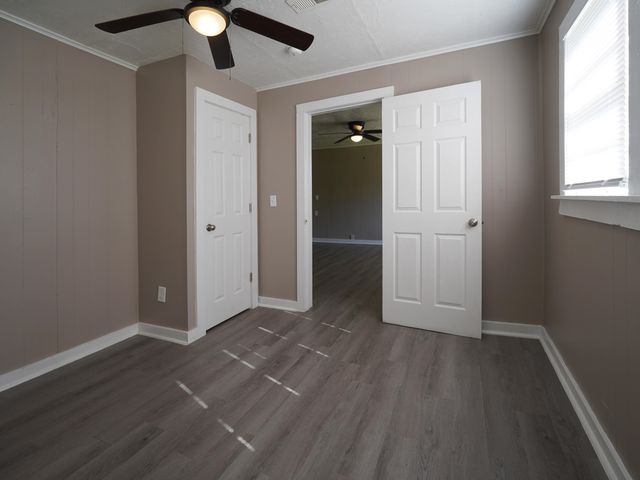 735 N Brown Avenue, Springfield, MO 65802