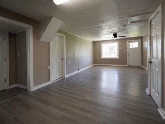 735 N Brown Avenue, Springfield, MO 65802