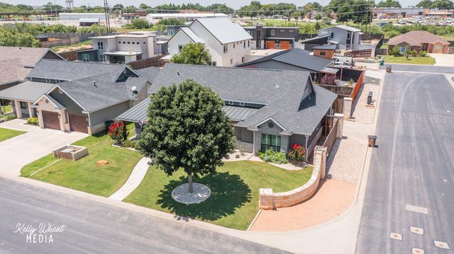 2002 Silver Creek Court, San Angelo, TX 76904