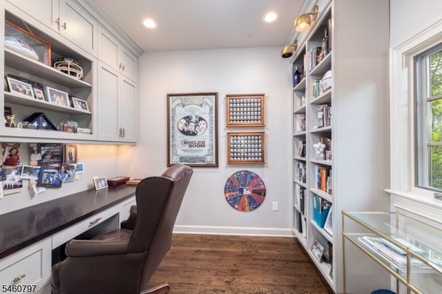 1 Park Ln, Madison Boro, NJ 07940