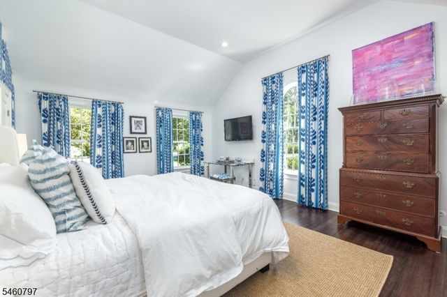 1 Park Ln, Madison Boro, NJ 07940