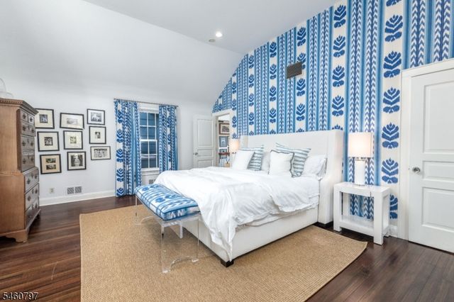 1 Park Ln, Madison Boro, NJ 07940