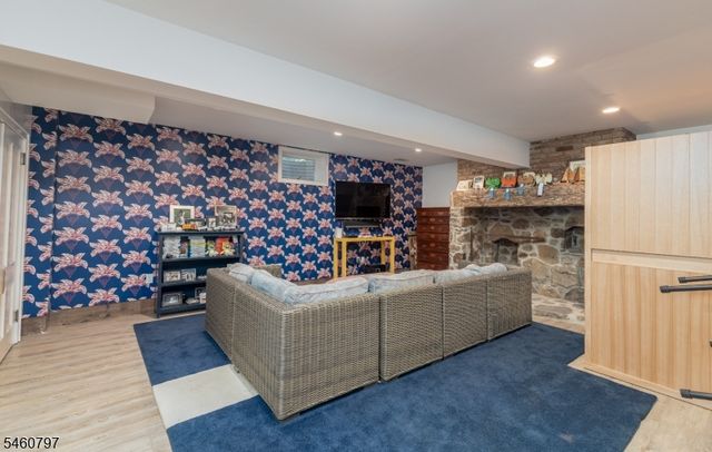 1 Park Ln, Madison Boro, NJ 07940