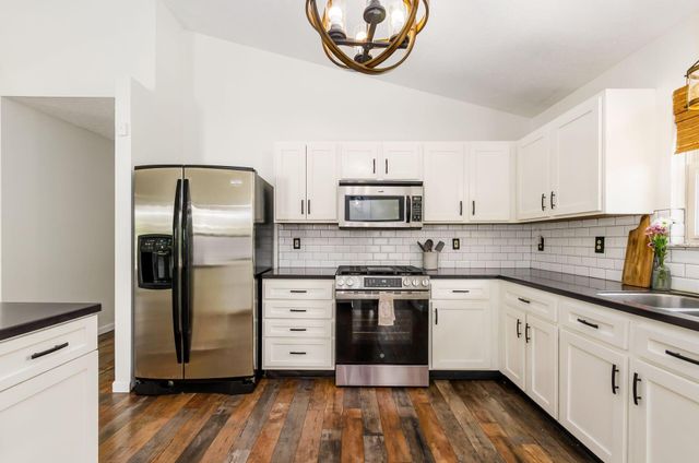 3277 Garrison Court, Hilliard, OH 43026