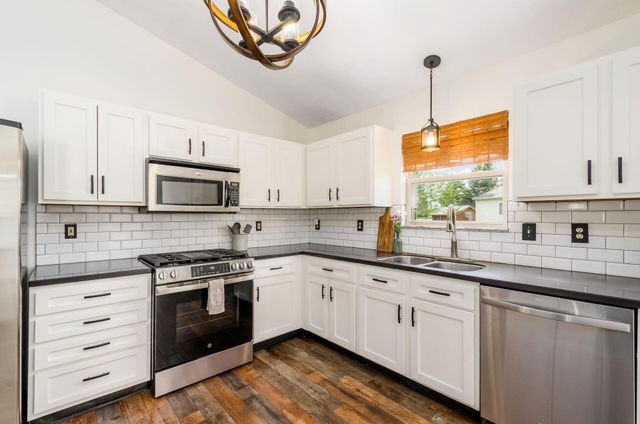 3277 Garrison Court, Hilliard, OH 43026