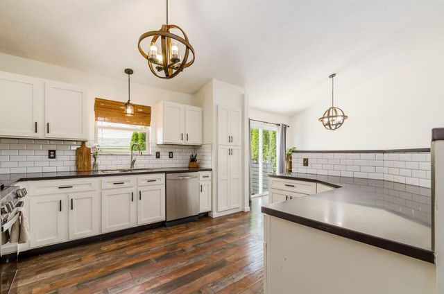 3277 Garrison Court, Hilliard, OH 43026