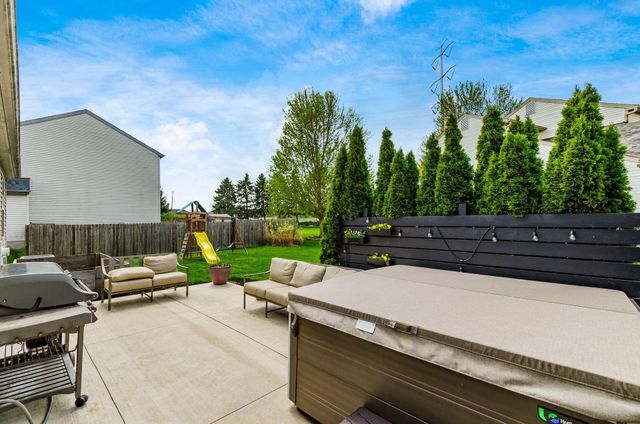 3277 Garrison Court, Hilliard, OH 43026