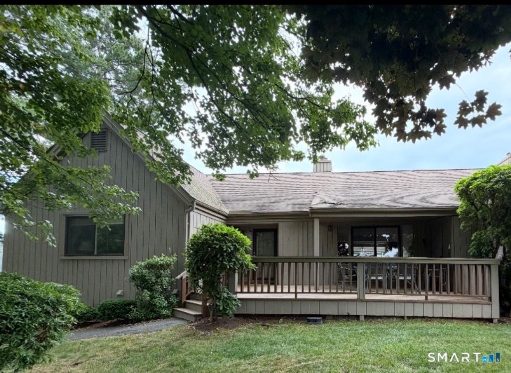 448 Hammerstone Lane B, Stratford, CT 06614