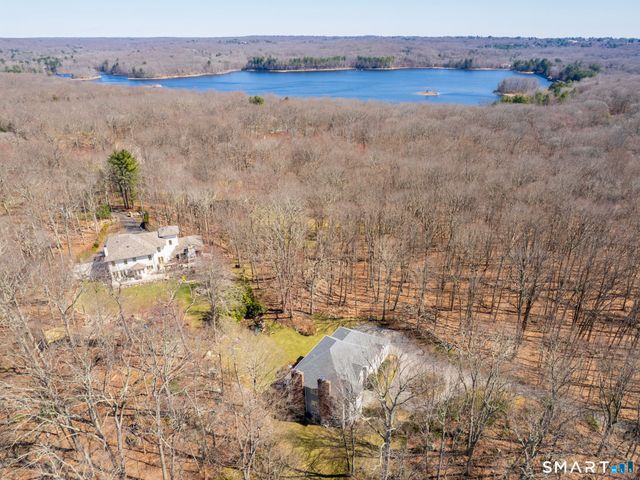 124 Shady Knoll Drive, Stamford, CT 06903