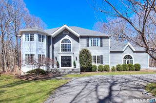 124 Shady Knoll Drive, Stamford, CT 06903