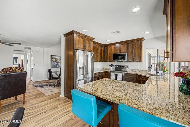 9625 W Taro Lane, Peoria, AZ 85382