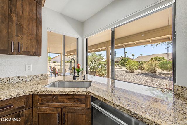 9625 W Taro Lane, Peoria, AZ 85382
