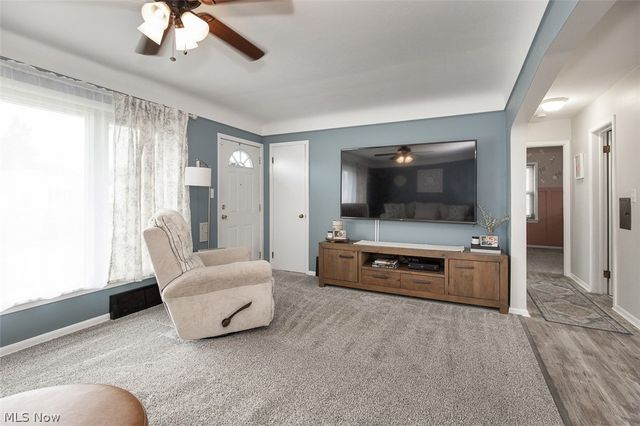 30404 Oakdale Road, Willowick, OH 44095