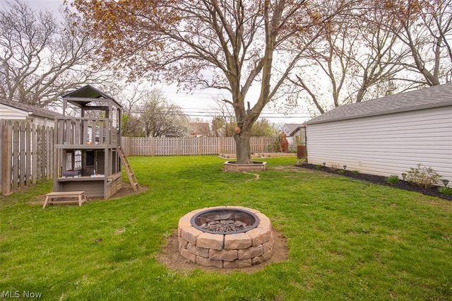 30404 Oakdale Road, Willowick, OH 44095