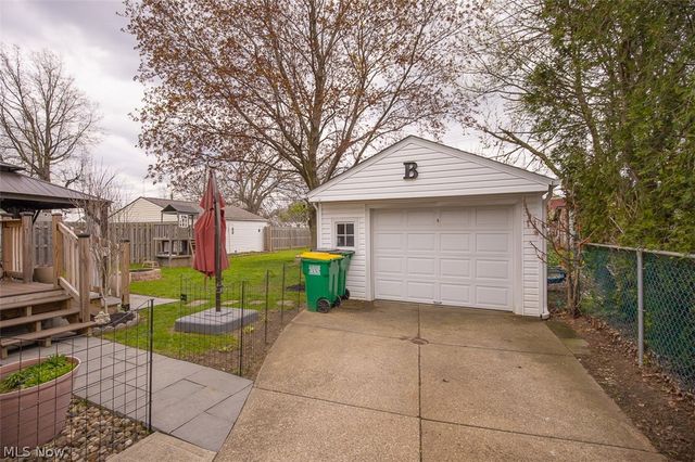 30404 Oakdale Road, Willowick, OH 44095