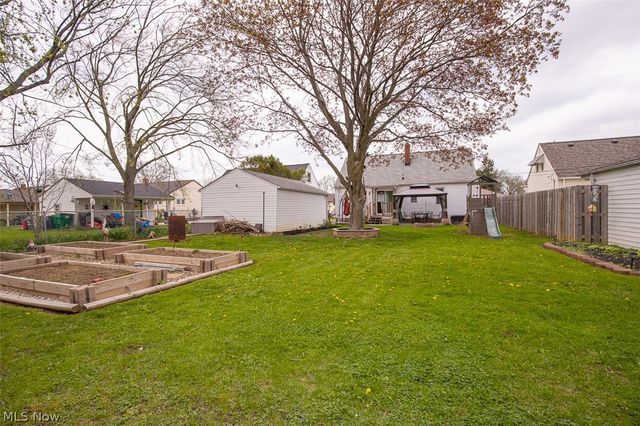 30404 Oakdale Road, Willowick, OH 44095