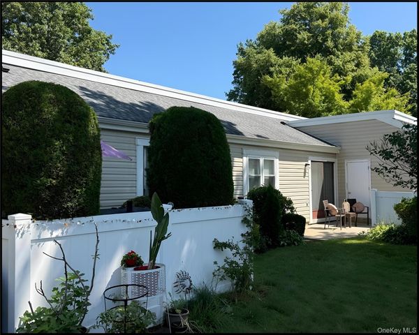 1203 Cabot Court, Saint James, NY 11780