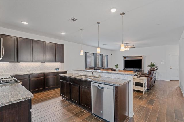 4715 Painted Bunting Lane, Baytown, TX 77521