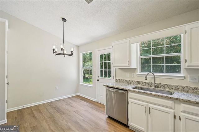 273 Village Drive, Mcdonough, GA 30253