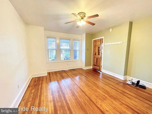4640 SANSOM ST, Philadelphia, PA 19139