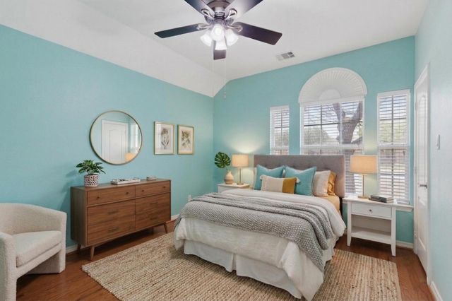 100 Shumard Court, Irving, TX 75063