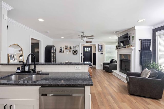 90 Quail Run Avenue, Smiths Station, AL 36877
