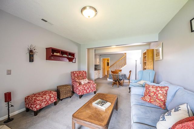 6271 Lake Front Drive, Mason, OH 45040