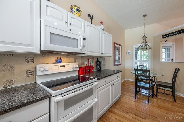 6271 Lake Front Drive, Mason, OH 45040