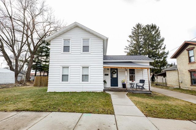 114 N 10th STREET, Watertown, WI 53094