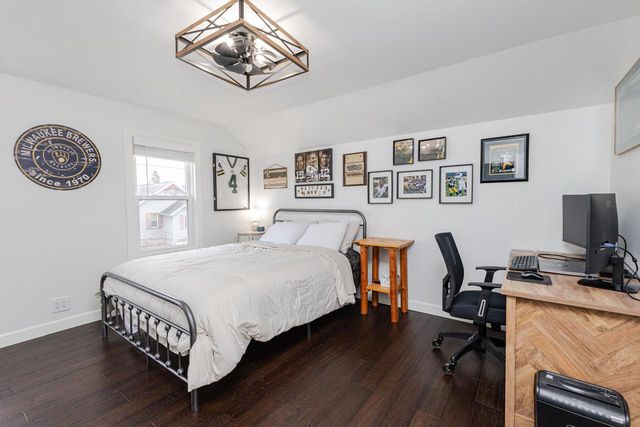 114 N 10th STREET, Watertown, WI 53094