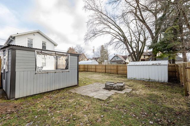 114 N 10th STREET, Watertown, WI 53094