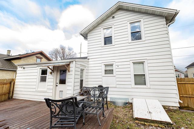 114 N 10th STREET, Watertown, WI 53094