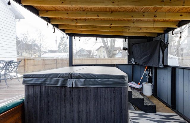 114 N 10th STREET, Watertown, WI 53094