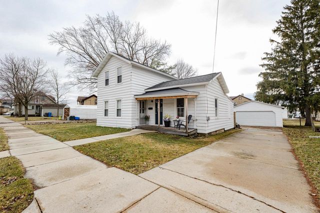 114 N 10th STREET, Watertown, WI 53094