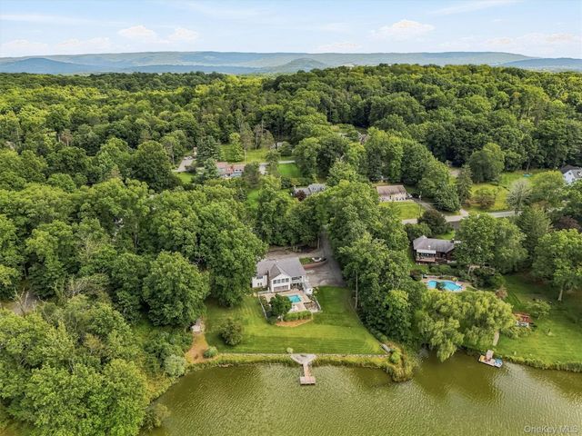 38 Shore Drive, Blooming Grove, NY 10914
