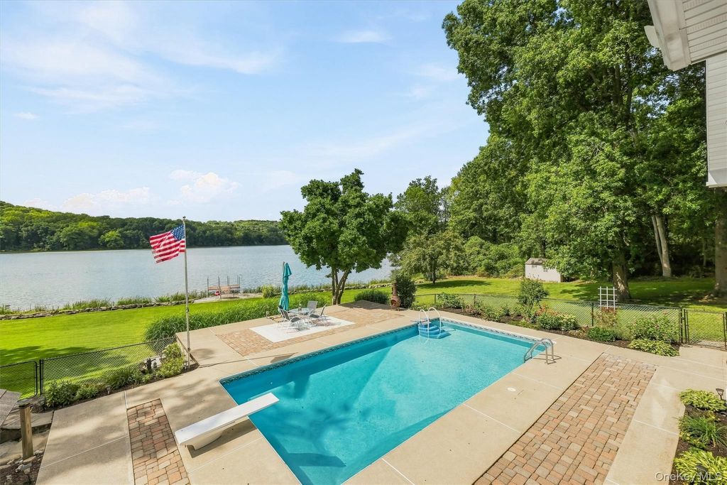 38 Shore Drive, Blooming Grove, NY 10914 — photo 5