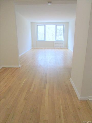 4320 Van Cortlandt Park E 3F, Bronx, NY 10470