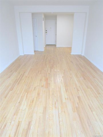 4320 Van Cortlandt Park E 3F, Bronx, NY 10470