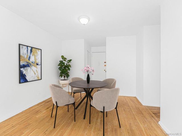 4320 Van Cortlandt Park E 3F, Bronx, NY 10470