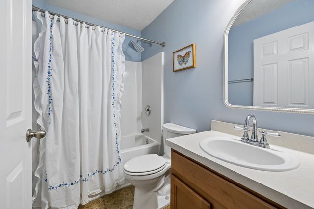 2156 Erin Ln, Mount Juliet, TN 37122