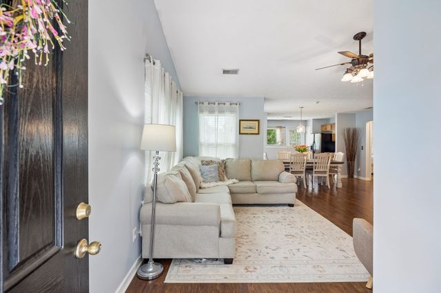 2156 Erin Ln, Mount Juliet, TN 37122