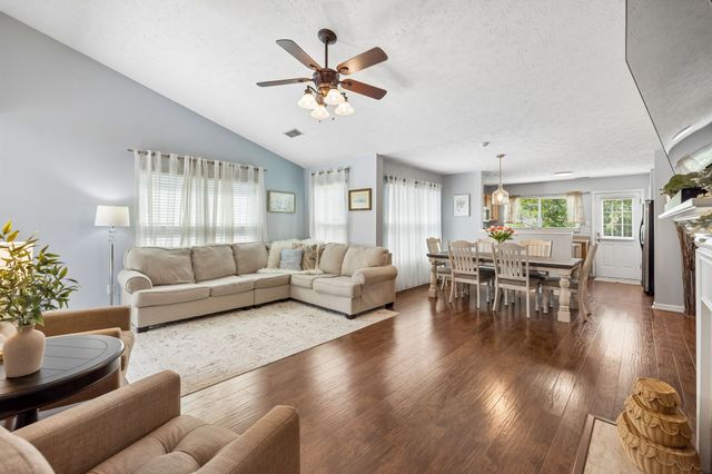 2156 Erin Ln, Mount Juliet, TN 37122