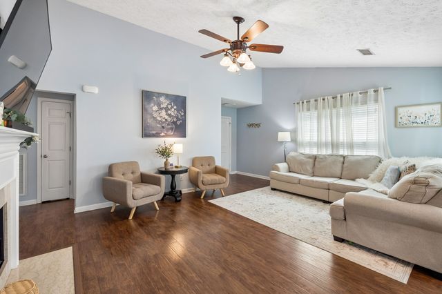 2156 Erin Ln, Mount Juliet, TN 37122