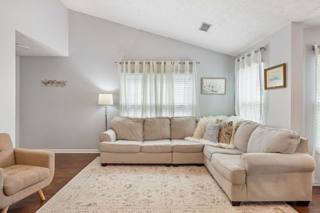 2156 Erin Ln, Mount Juliet, TN 37122