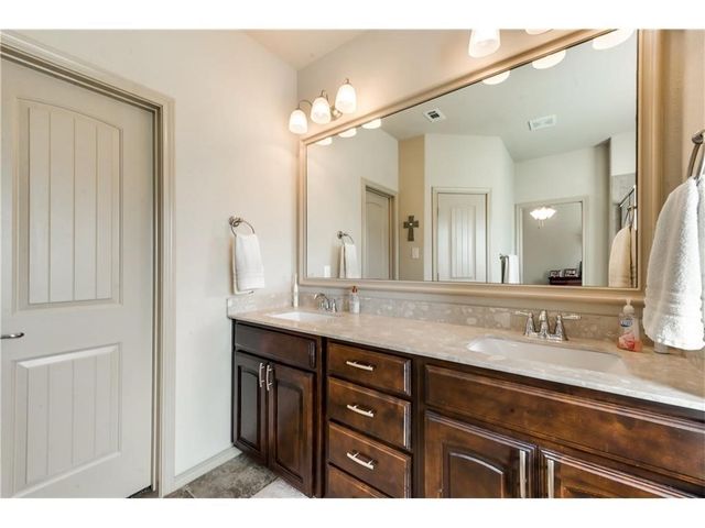 313 Delgany Trail, Fort Worth, TX 76052